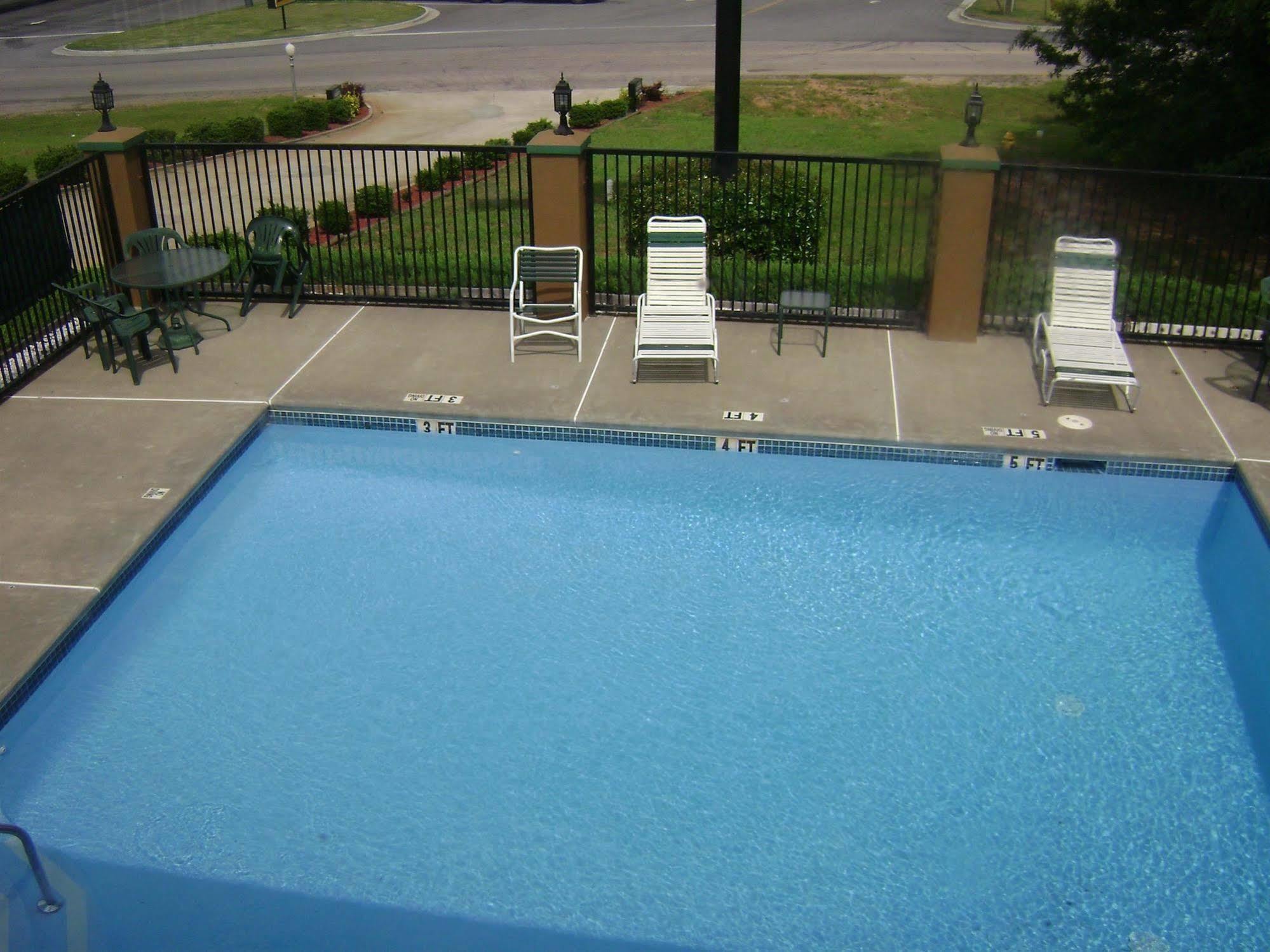 Garden Inn & Suites Hogansville Extérieur photo
